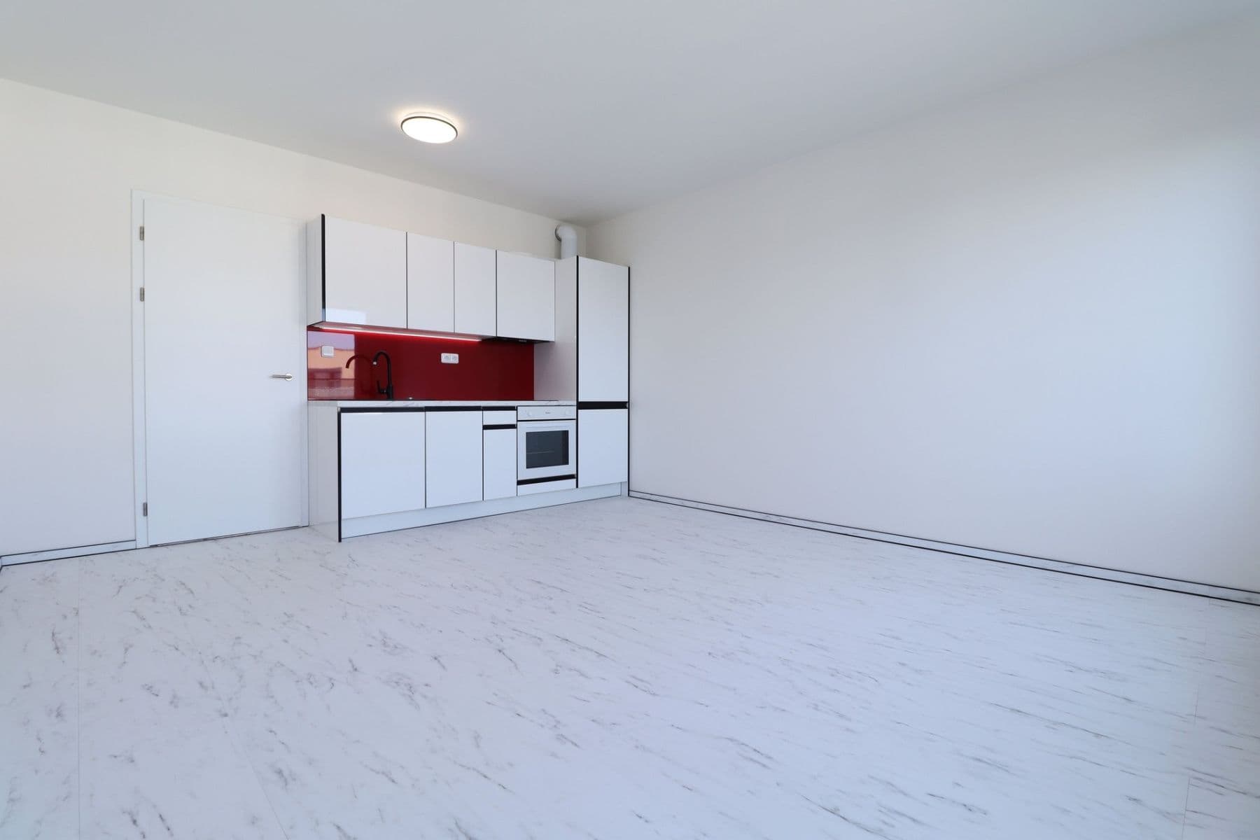 Prenájom bytu 1-izbový 31 m², Gollové, Praha, Praha Prenájom bytu 1-izbový 31 m², Gollové, Praha, Praha