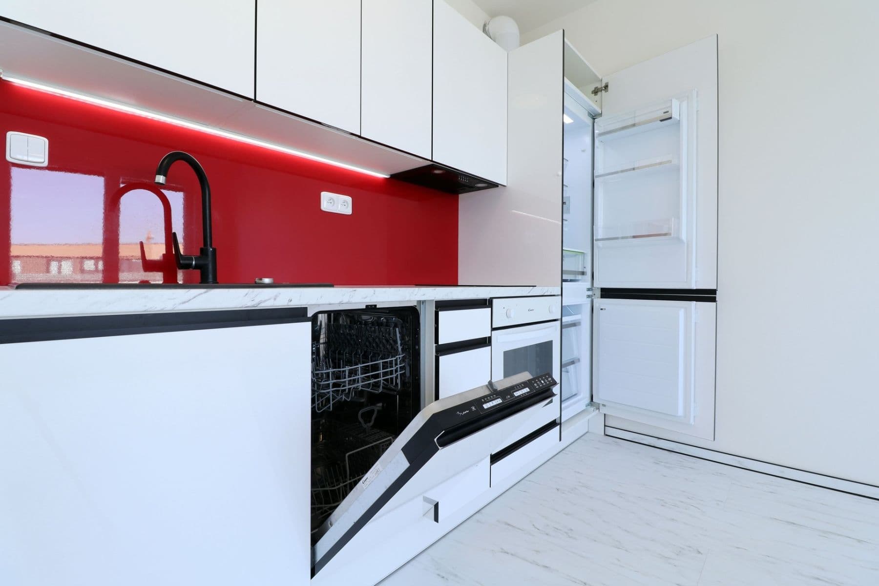 Prenájom bytu 1-izbový 31 m², Gollové, Praha, Praha Prenájom bytu 1-izbový 31 m², Gollové, Praha, Praha