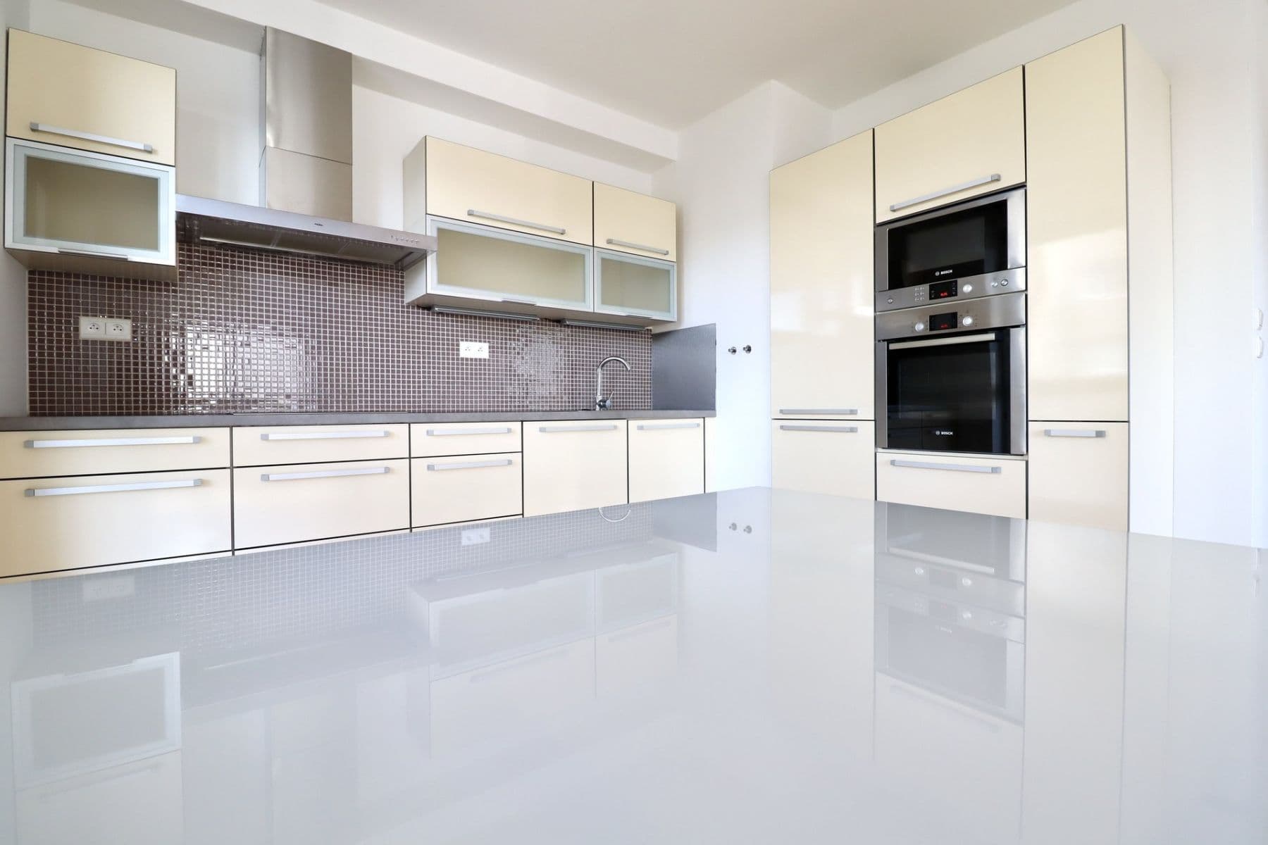 Prenájom bytu 2-izbový 67 m², Přeučilova, Praha, Praha Prenájom bytu 2-izbový 67 m², Přeučilova, Praha, Praha