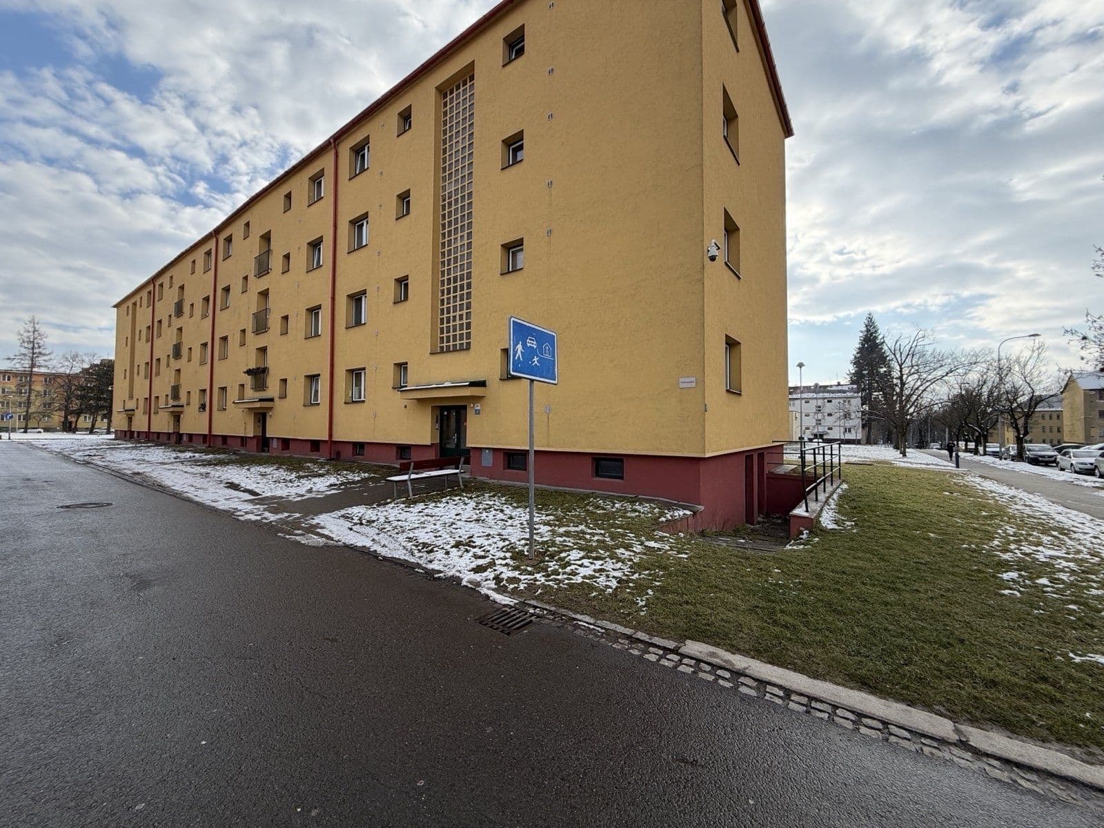 Prenájom bytu 1-izbový 35 m², Dělnická, Ostrava, Moravskoslezský kraj Prenájom bytu 1-izbový 35 m², Dělnická, Ostrava, Moravskoslezský kraj