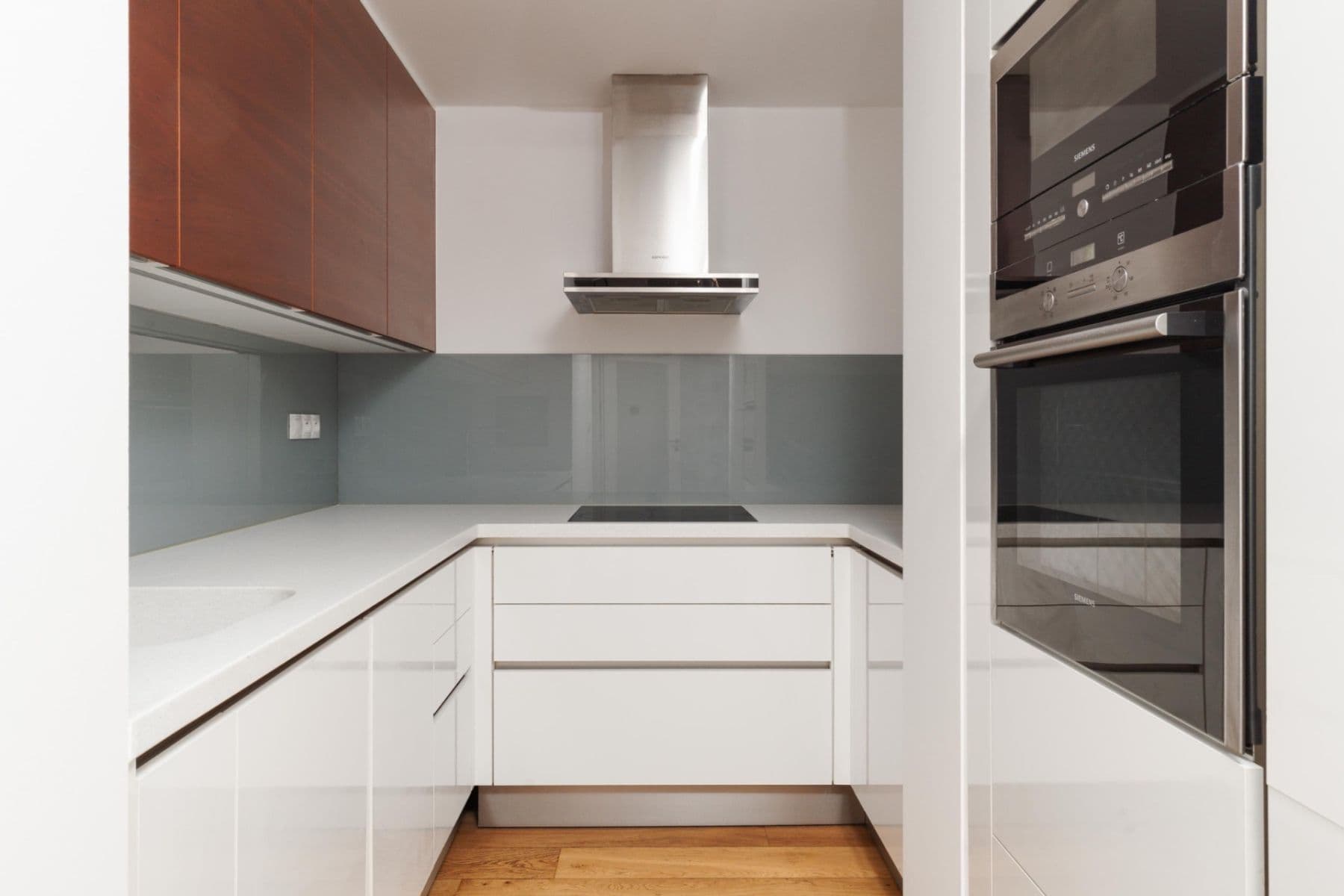 Prenájom bytu 2-izbový 60 m², Šafaříkovy sady, Plzeň, Plzeňský kraj Prenájom bytu 2-izbový 60 m², Šafaříkovy sady, Plzeň, Plzeňský kraj