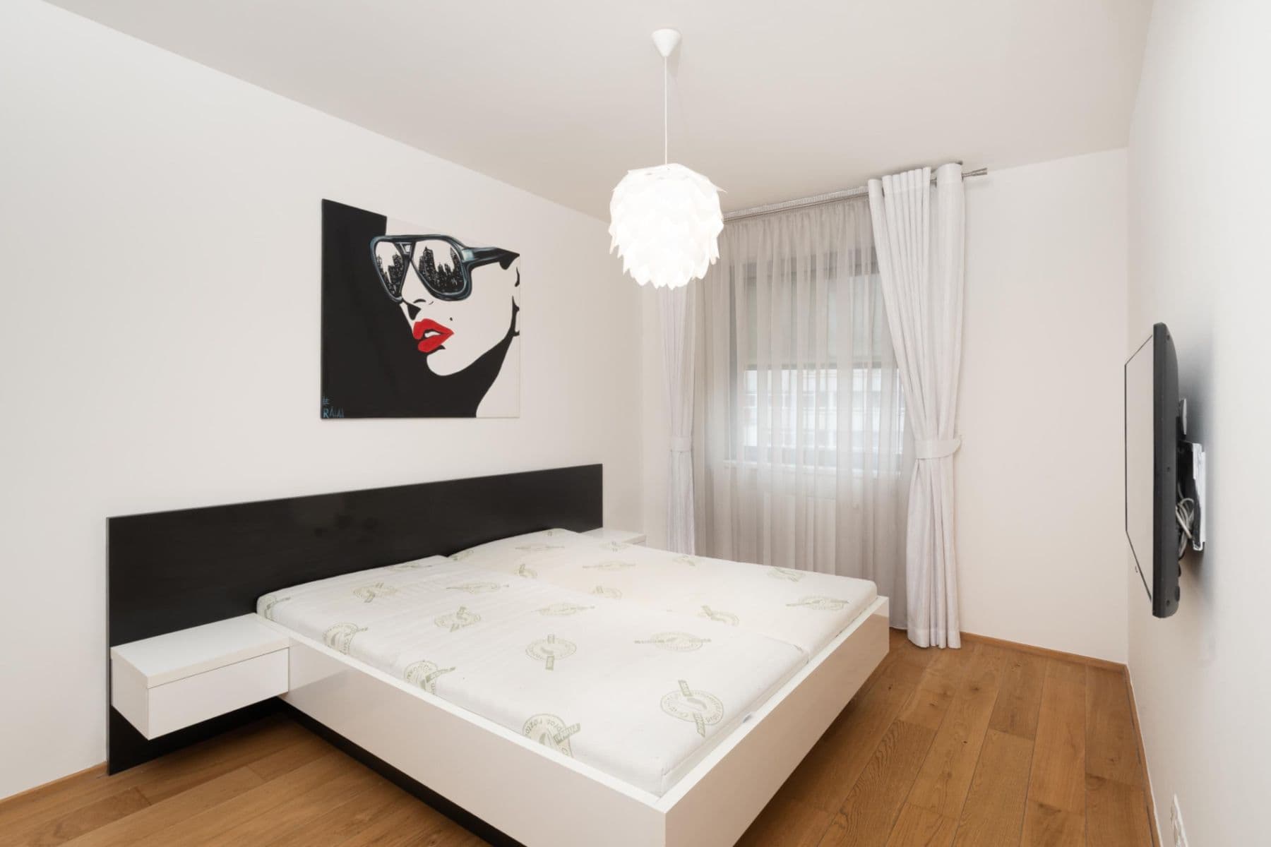 Prenájom bytu 2-izbový 60 m², Šafaříkovy sady, Plzeň, Plzeňský kraj Prenájom bytu 2-izbový 60 m², Šafaříkovy sady, Plzeň, Plzeňský kraj