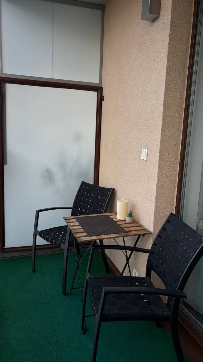 Prenájom bytu 2-izbový 59 m², Zdiměřická, Praha, Praha Prenájom bytu 2-izbový 59 m², Zdiměřická, Praha, Praha