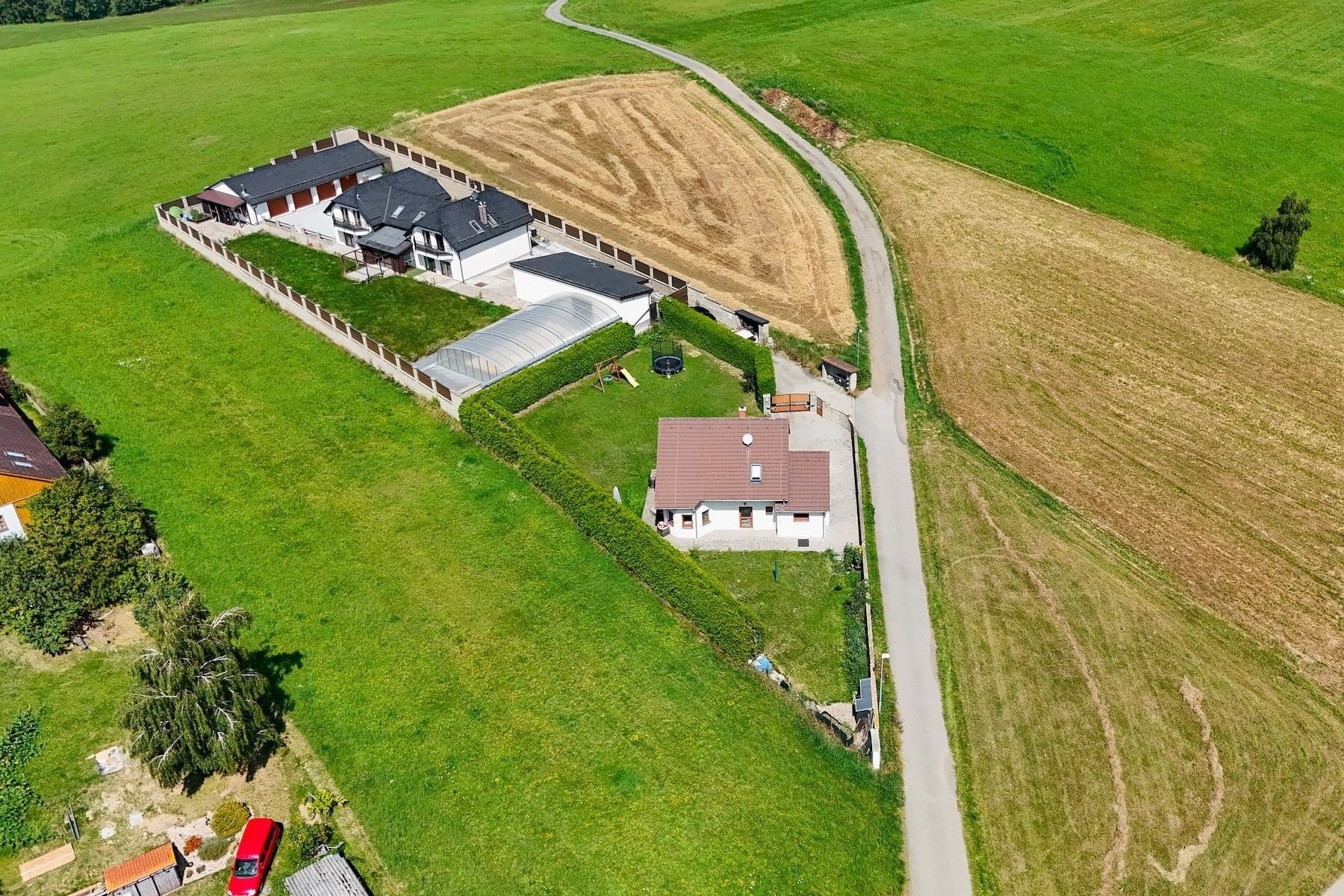 Predaj domu 120 m², pozemek 911 m², Drahňovice, Středočeský kraj Predaj domu 120 m², pozemek 911 m², Drahňovice, Středočeský kraj
