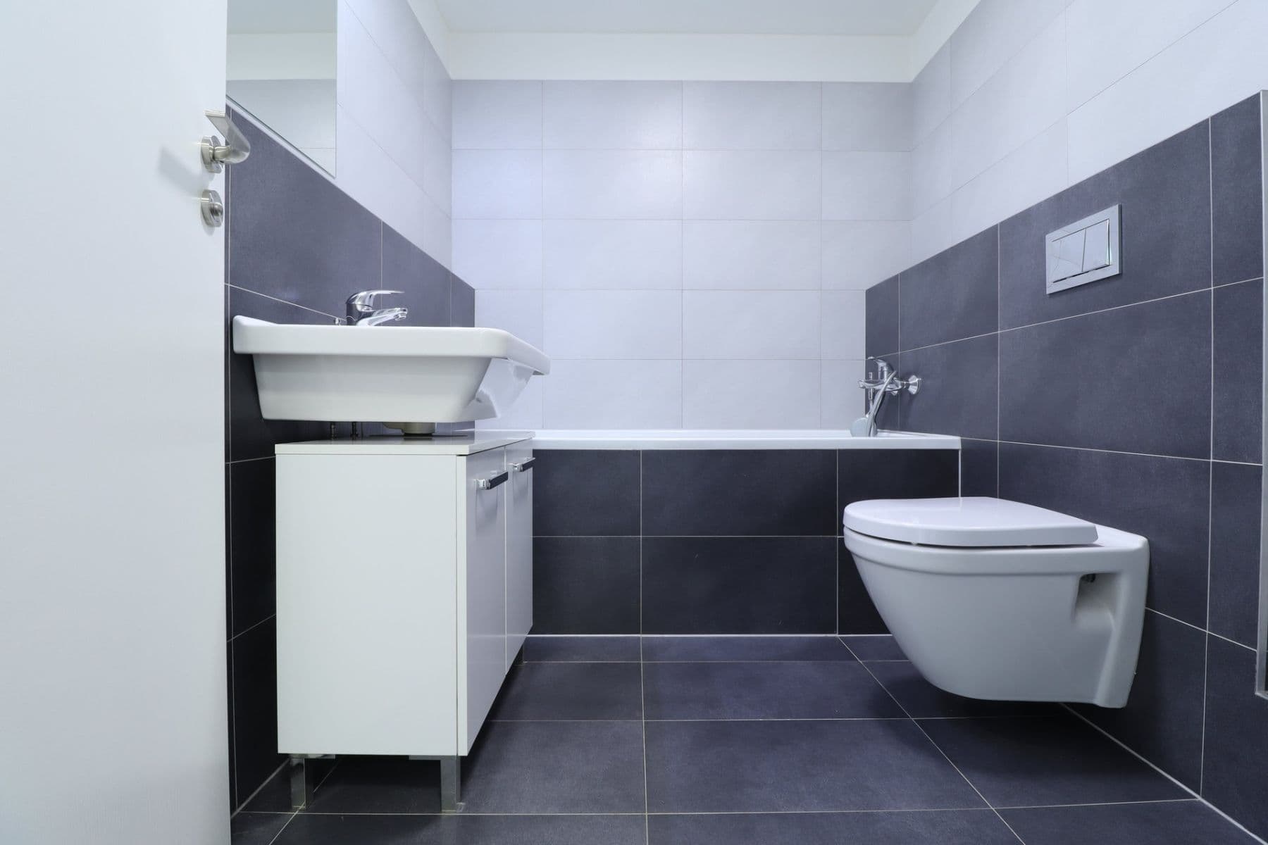 Prenájom bytu 1-izbový 34 m², Modrého, Praha, Praha Prenájom bytu 1-izbový 34 m², Modrého, Praha, Praha