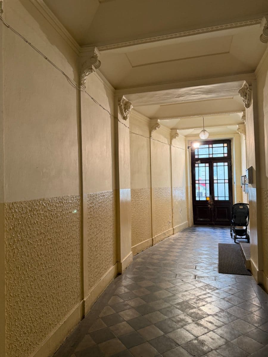 Prenájom bytu 1-izbový 44 m², Opatovická, Praha, Praha Prenájom bytu 1-izbový 44 m², Opatovická, Praha, Praha