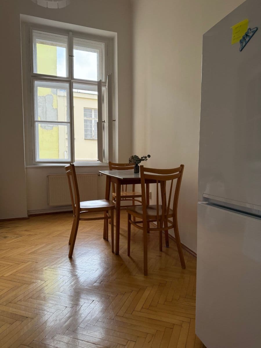 Prenájom bytu 1-izbový 44 m², Opatovická, Praha, Praha Prenájom bytu 1-izbový 44 m², Opatovická, Praha, Praha