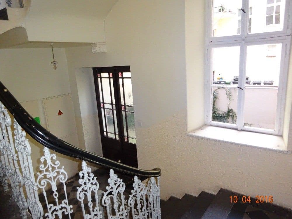 Prenájom bytu 1-izbový 44 m², Opatovická, Praha, Praha Prenájom bytu 1-izbový 44 m², Opatovická, Praha, Praha