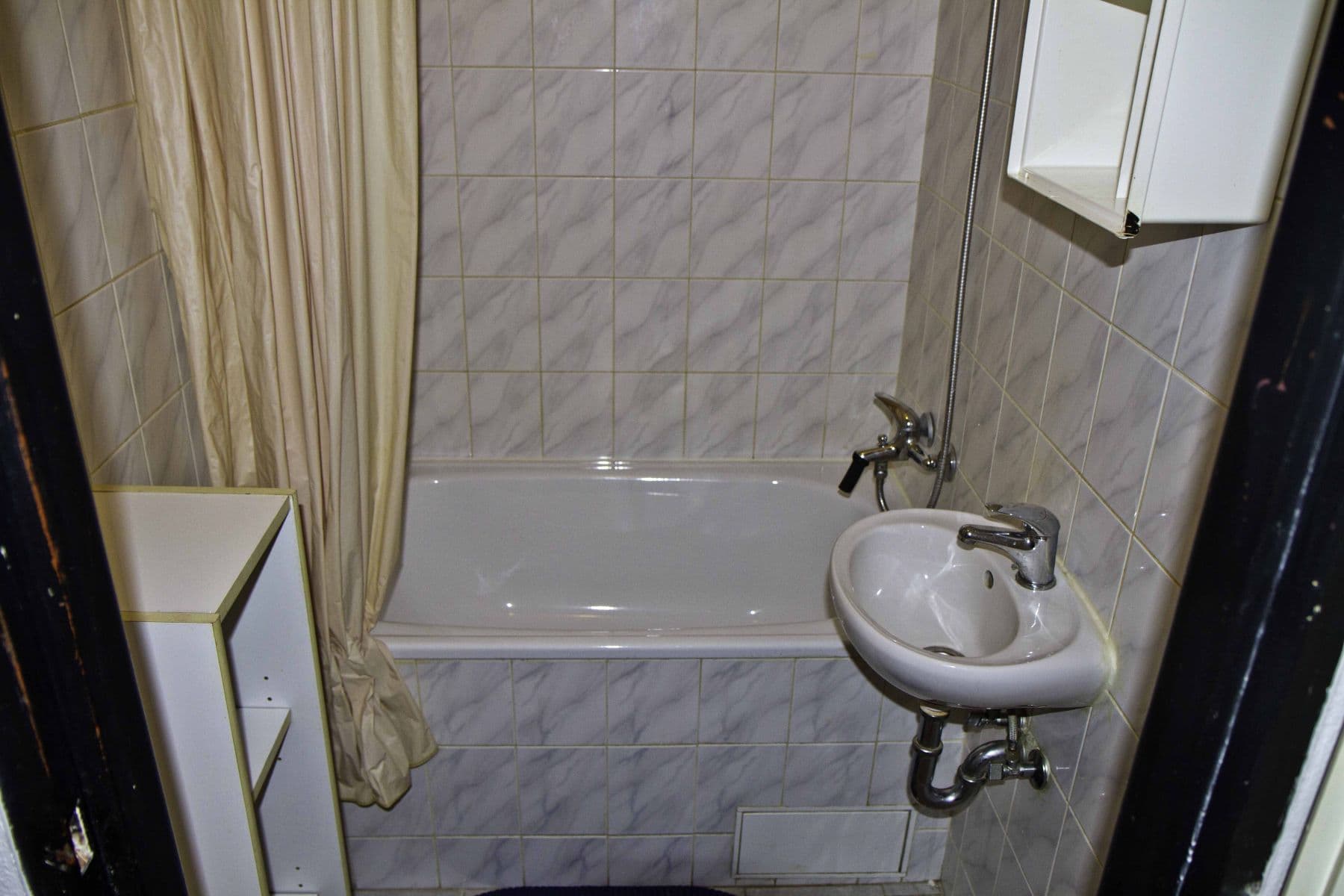 Prenájom bytu 2-izbový 44 m², Holandská, Kladno, Středočeský kraj Prenájom bytu 2-izbový 44 m², Holandská, Kladno, Středočeský kraj