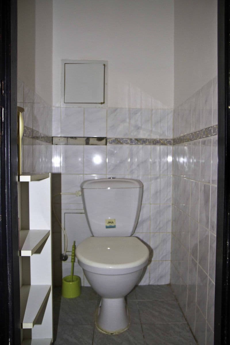 Prenájom bytu 2-izbový 44 m², Holandská, Kladno, Středočeský kraj Prenájom bytu 2-izbový 44 m², Holandská, Kladno, Středočeský kraj