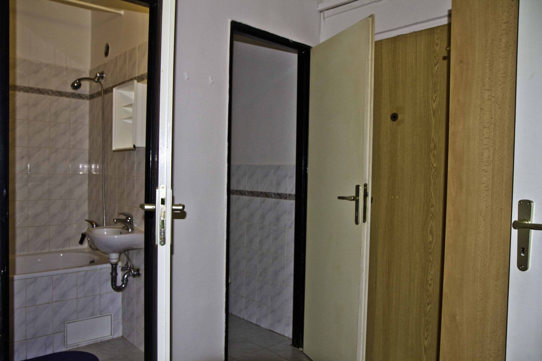 Prenájom bytu 2-izbový 44 m², Holandská, Kladno, Středočeský kraj Prenájom bytu 2-izbový 44 m², Holandská, Kladno, Středočeský kraj