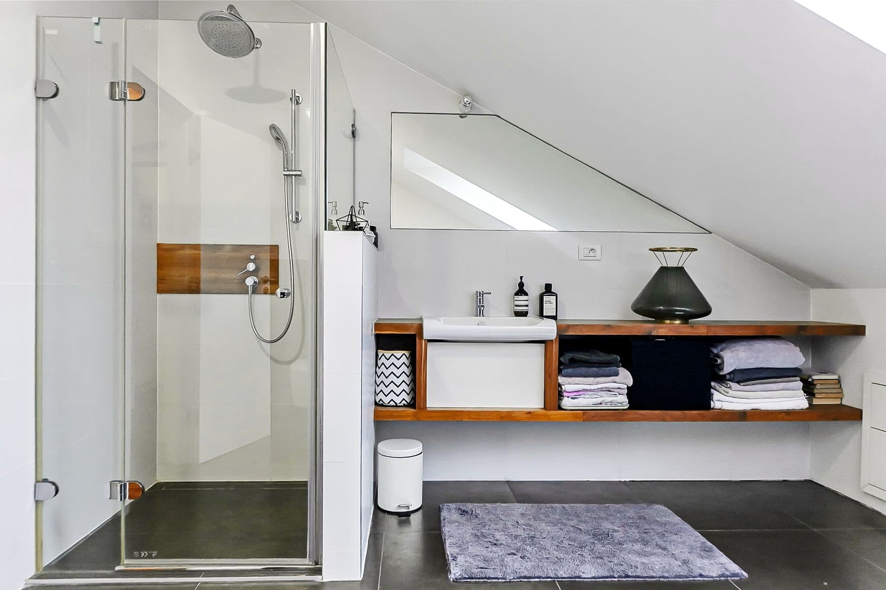 Predaj bytu 3-izbový 143 m², Na Vlčovce, Praha, Praha Predaj bytu 3-izbový 143 m², Na Vlčovce, Praha, Praha