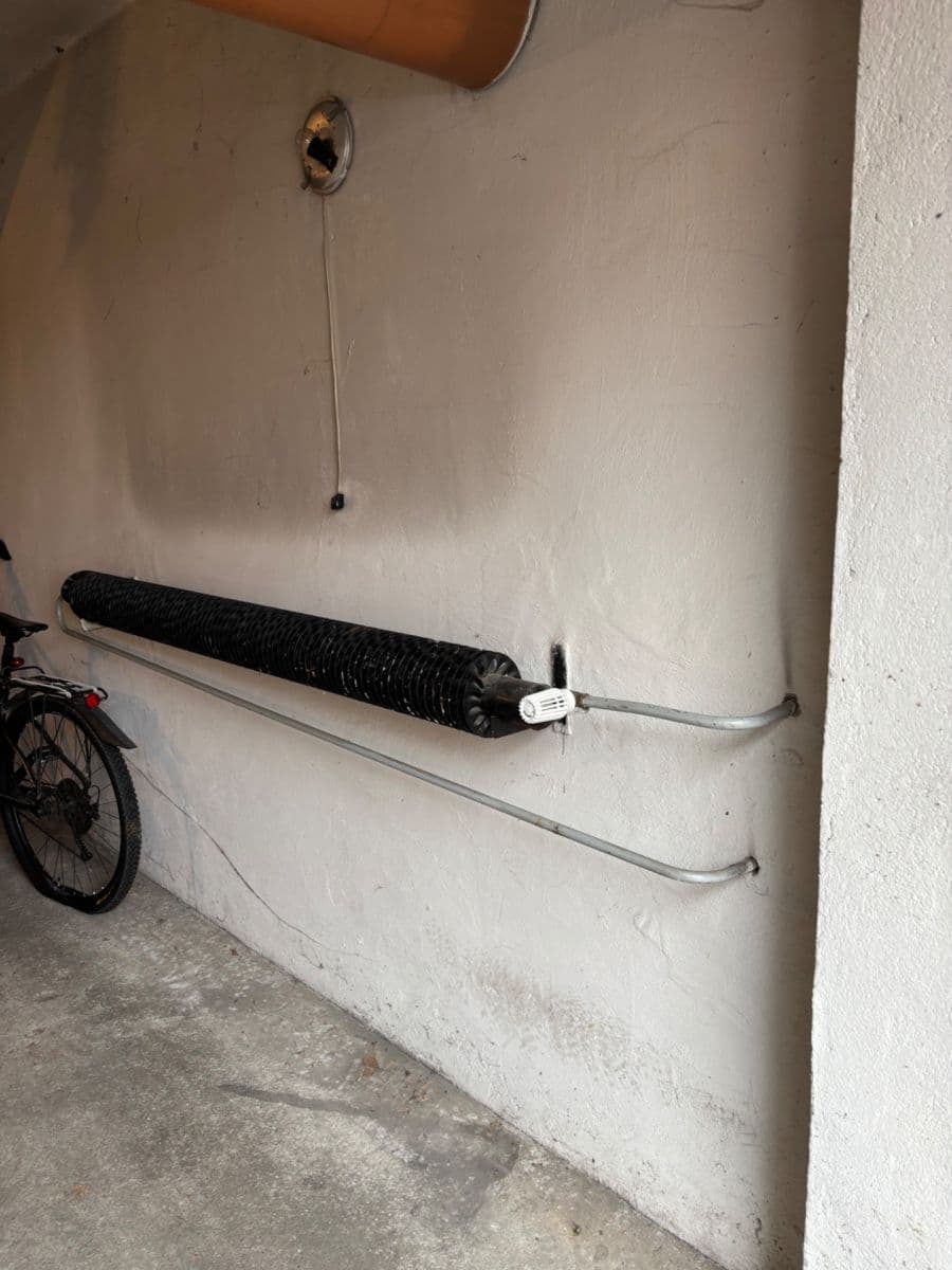 Predaj garáže 19 m², Nad Stadionem, Králův Dvůr, Středočeský kraj Predaj garáže 19 m², Nad Stadionem, Králův Dvůr, Středočeský kraj