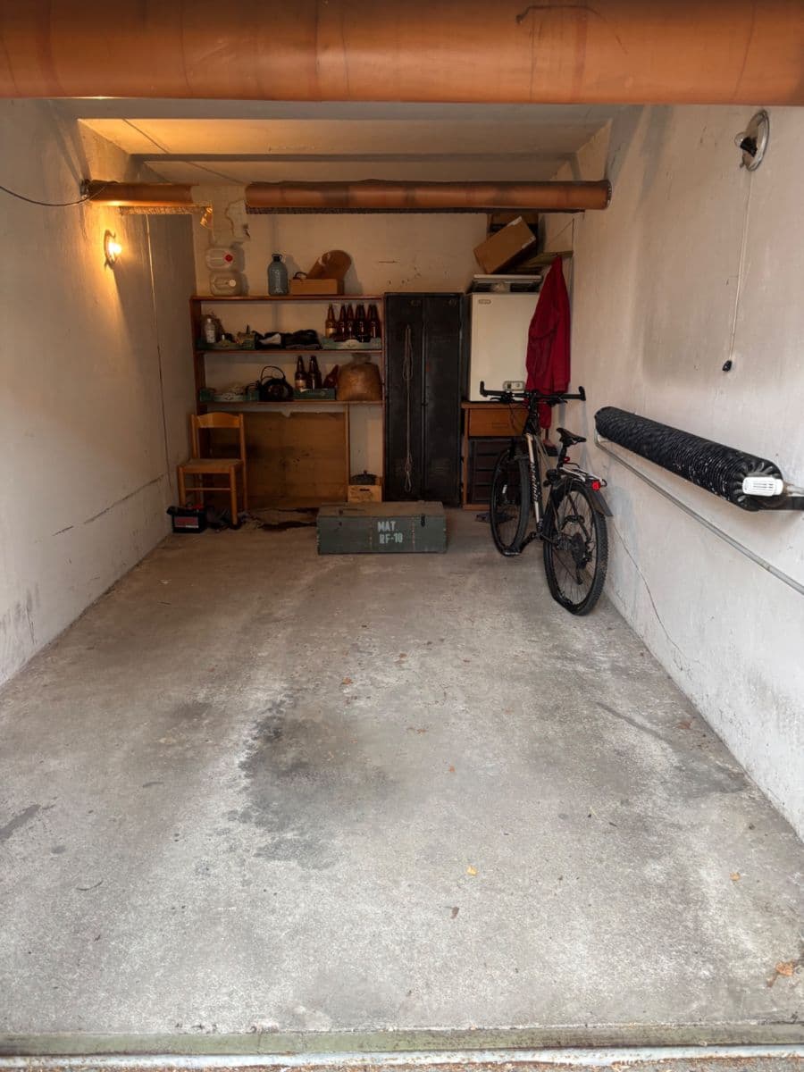 Predaj garáže 19 m², Nad Stadionem, Králův Dvůr, Středočeský kraj Predaj garáže 19 m², Nad Stadionem, Králův Dvůr, Středočeský kraj