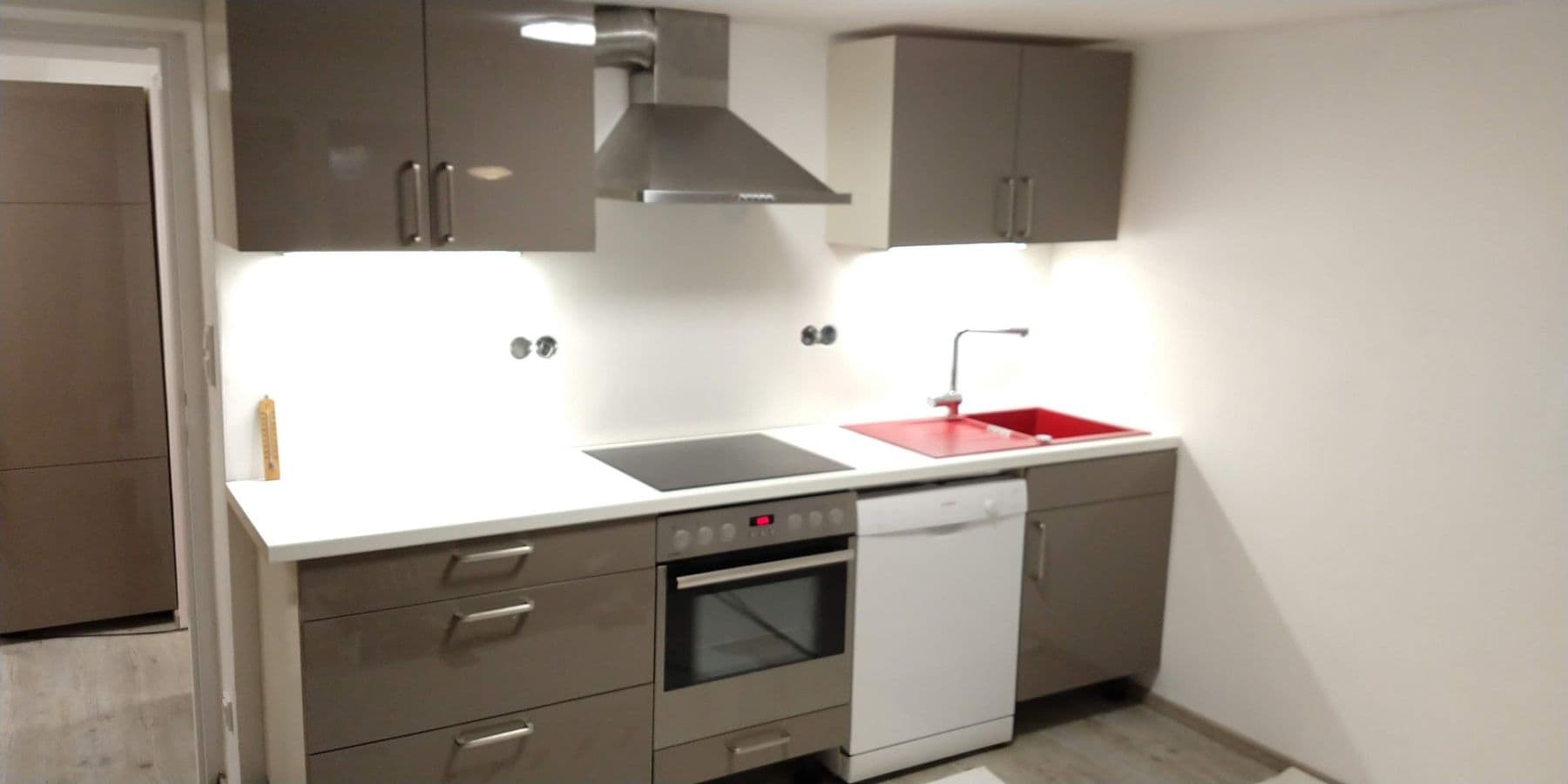 Prenájom bytu 2-izbový 50 m², Květová, Praha, Praha Prenájom bytu 2-izbový 50 m², Květová, Praha, Praha