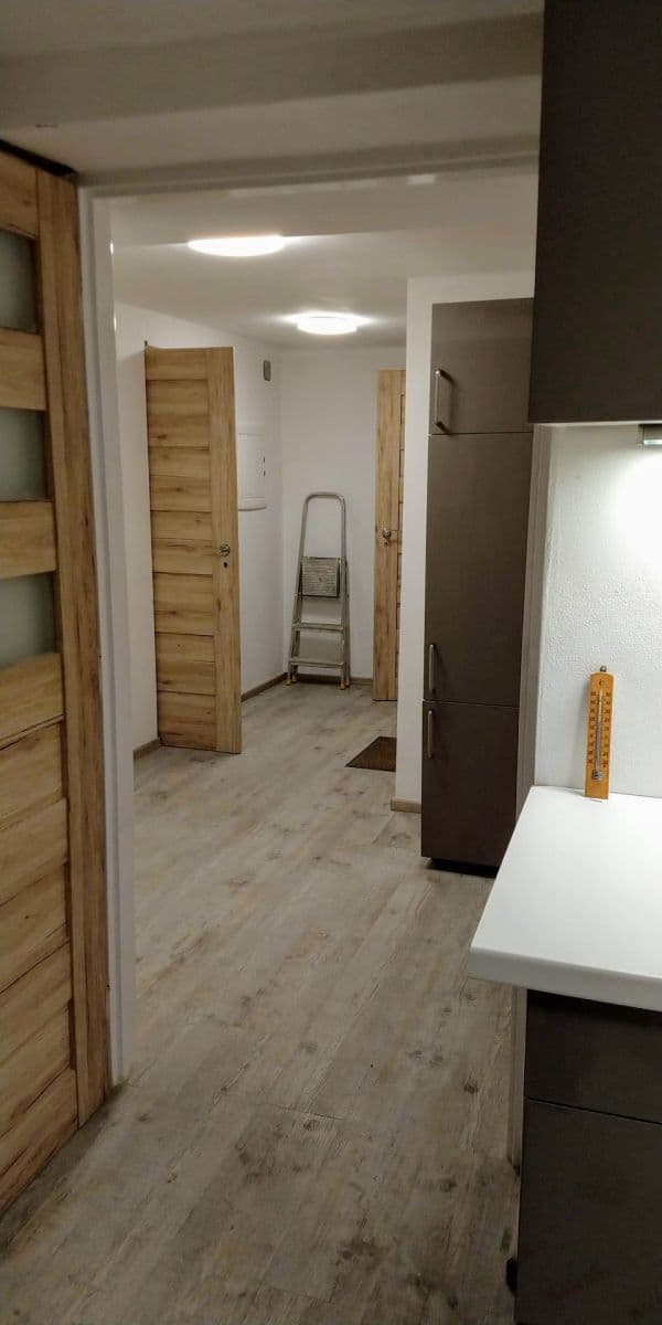 Prenájom bytu 2-izbový 50 m², Květová, Praha, Praha Prenájom bytu 2-izbový 50 m², Květová, Praha, Praha