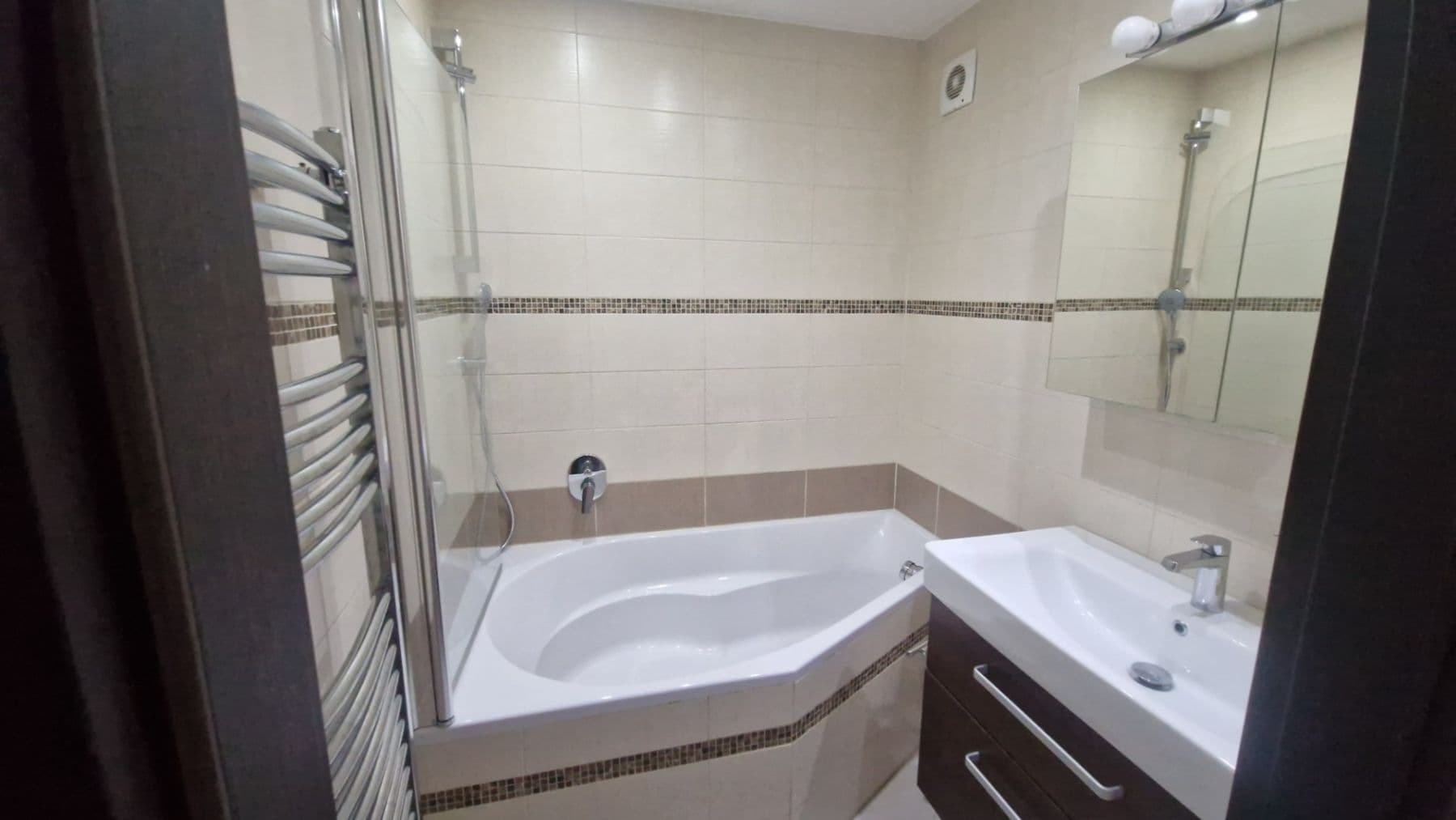 Predaj bytu 3-izbový 71 m², Murmanská, Praha, Praha Predaj bytu 3-izbový 71 m², Murmanská, Praha, Praha