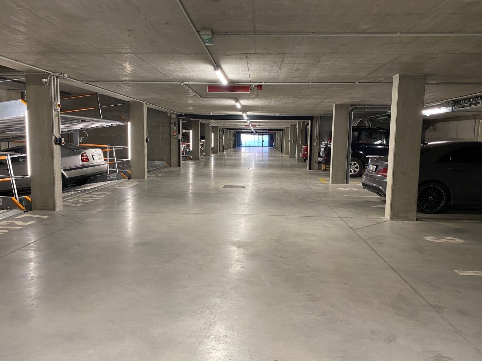 Prenájom garáže 13 m², Fillova, Brno, Jihomoravský kraj Prenájom garáže 13 m², Fillova, Brno, Jihomoravský kraj