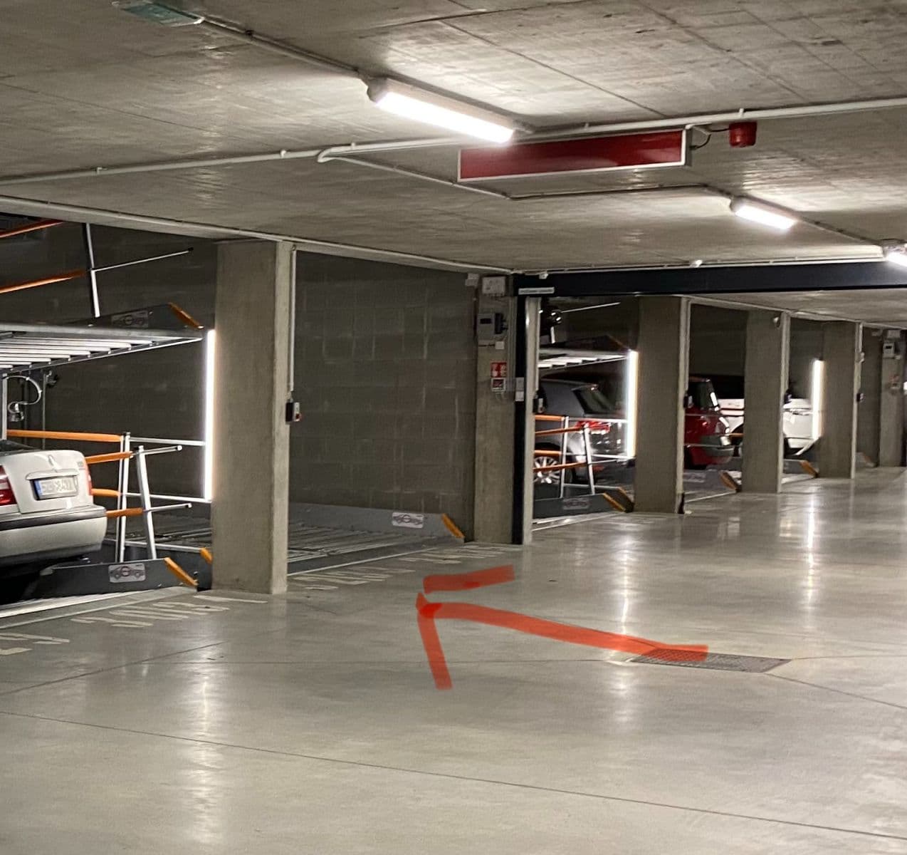 Prenájom garáže 13 m², Fillova, Brno, Jihomoravský kraj Prenájom garáže 13 m², Fillova, Brno, Jihomoravský kraj