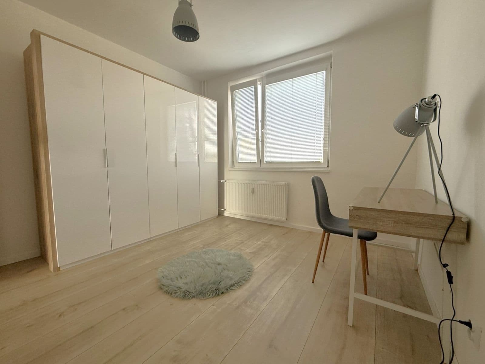 Prenájom bytu 3-izbový 68 m², Studená, Ružinov, Bratislavský kraj Prenájom bytu 3-izbový 68 m², Studená, Ružinov, Bratislavský kraj