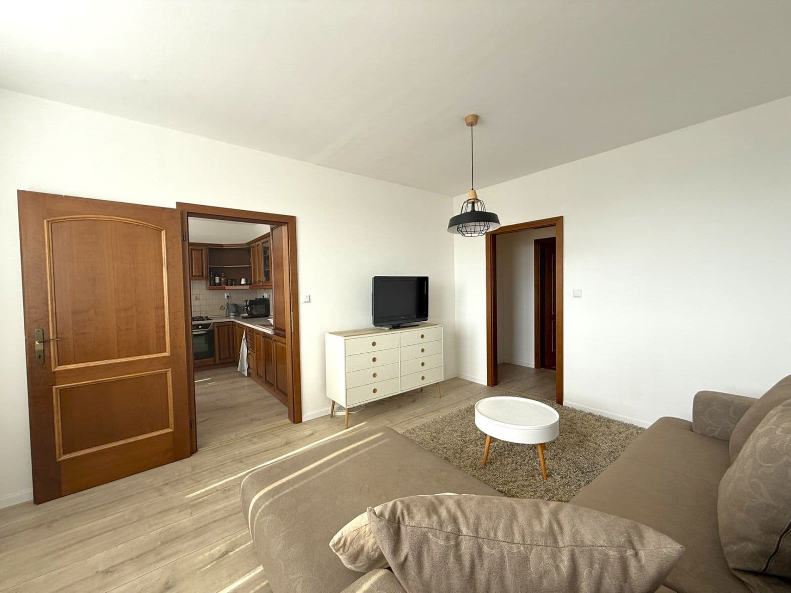 Prenájom bytu 3-izbový 68 m², Studená, Ružinov, Bratislavský kraj Prenájom bytu 3-izbový 68 m², Studená, Ružinov, Bratislavský kraj