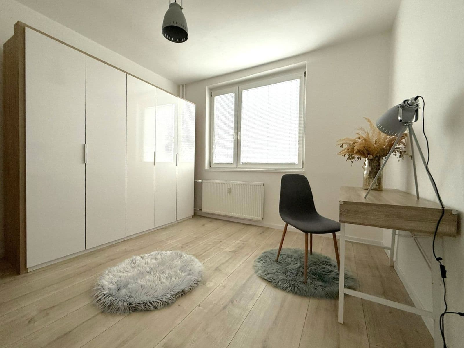 Prenájom bytu 3-izbový 68 m², Studená, Ružinov, Bratislavský kraj Prenájom bytu 3-izbový 68 m², Studená, Ružinov, Bratislavský kraj