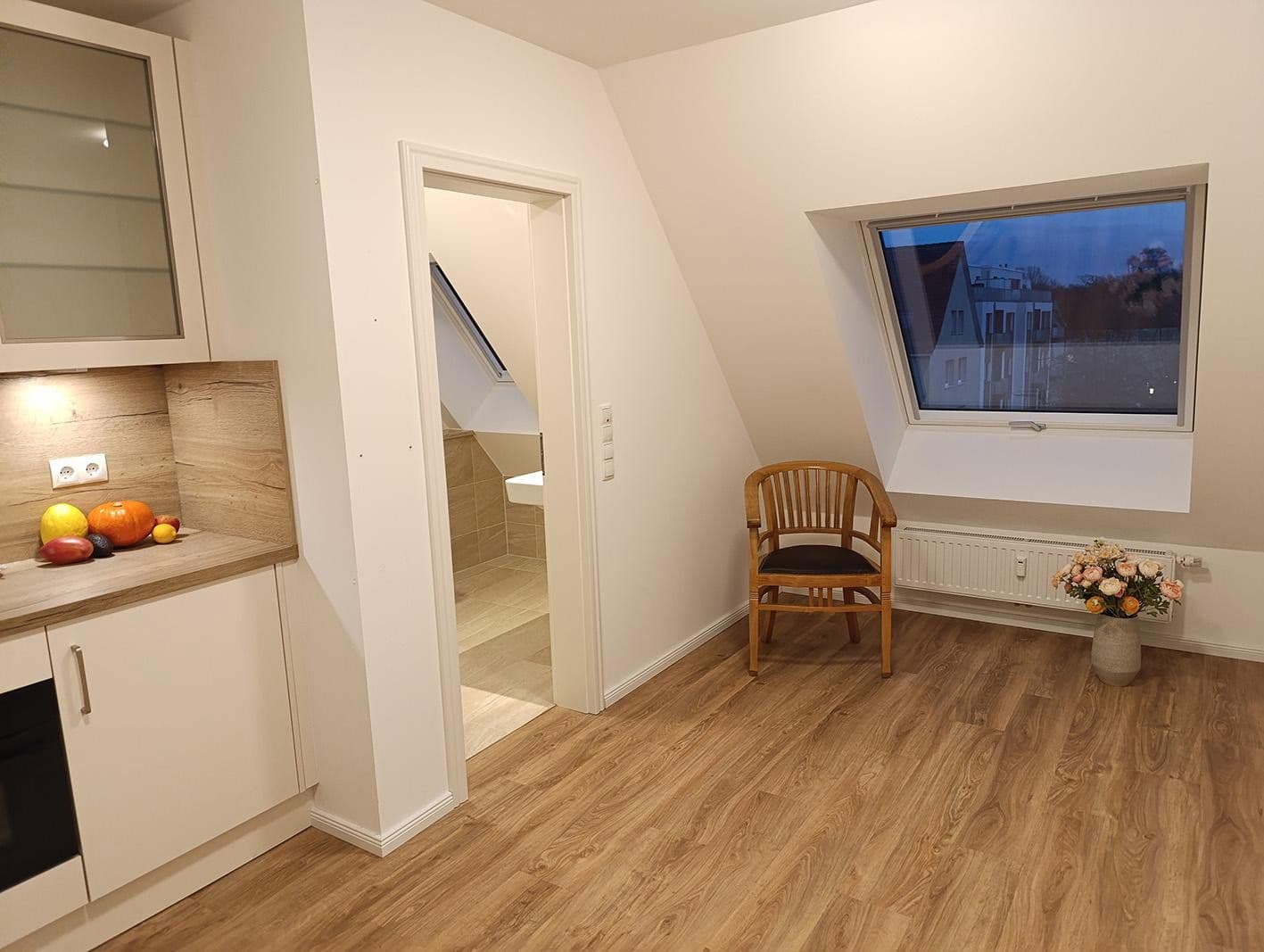 Prenájom bytu 3-izbový 59 m², Kiel, Šlezvicko-Holštajnsko Prenájom bytu 3-izbový 59 m², Kiel, Šlezvicko-Holštajnsko