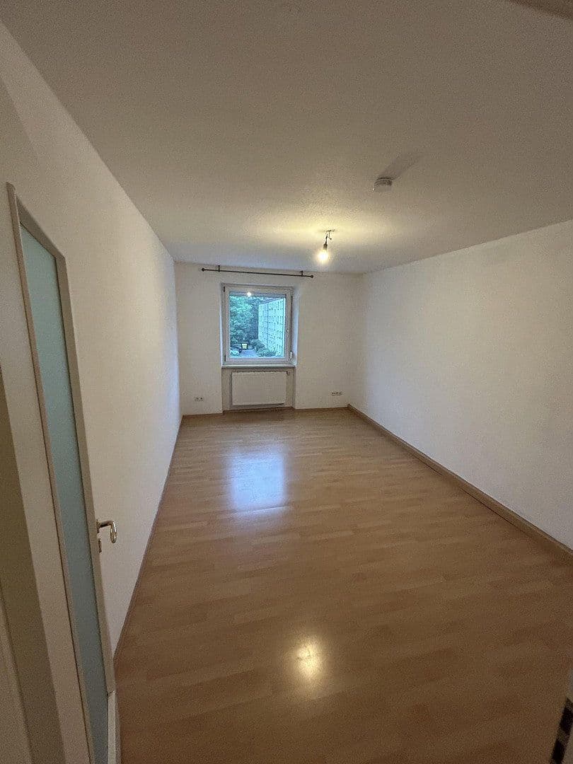 Prenájom bytu 2-izbový 50 m², Ulmenstraße 18, Nürnberg, Bavorsko Prenájom bytu 2-izbový 50 m², Ulmenstraße 18, Nürnberg, Bavorsko