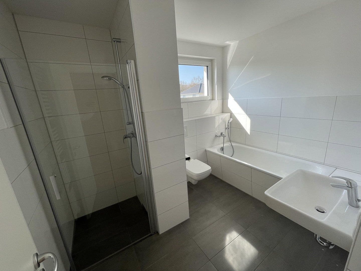 Prenájom domu 140 m², pozemek 400 m², Schöneiche bei Berlin, Brandenbursko Prenájom domu 140 m², pozemek 400 m², Schöneiche bei Berlin, Brandenbursko