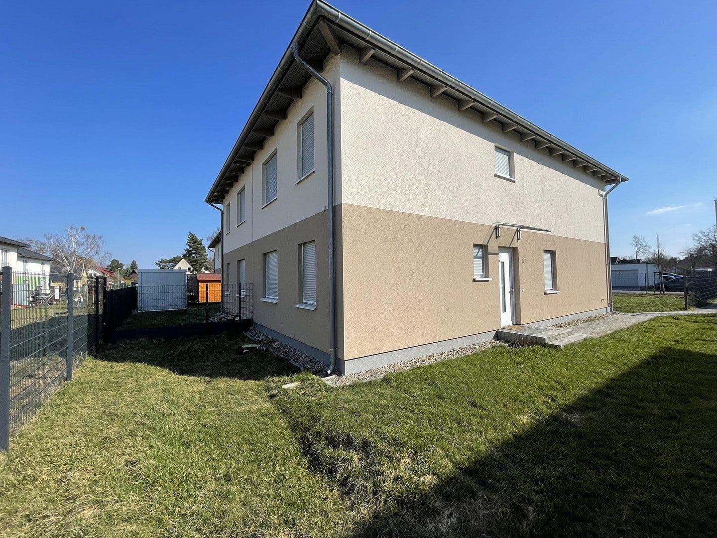 Prenájom domu 140 m², pozemek 400 m², Schöneiche bei Berlin, Brandenbursko Prenájom domu 140 m², pozemek 400 m², Schöneiche bei Berlin, Brandenbursko