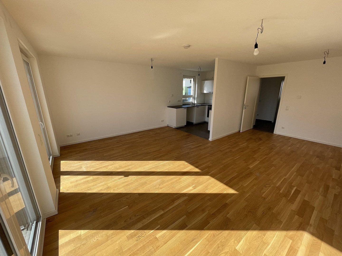 Prenájom domu 140 m², pozemek 400 m², Schöneiche bei Berlin, Brandenbursko Prenájom domu 140 m², pozemek 400 m², Schöneiche bei Berlin, Brandenbursko