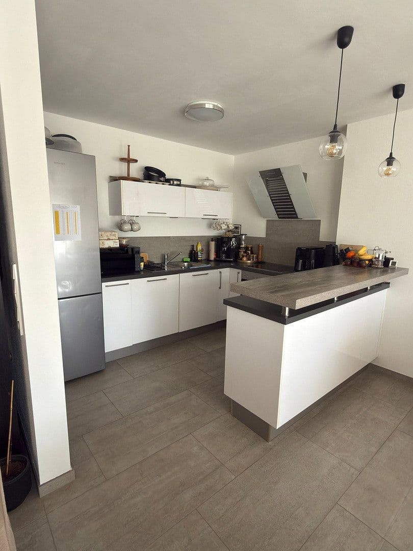 Prenájom bytu 3-izbový 74 m², Schwieberdingen, Bádensko-Wurttembersko Prenájom bytu 3-izbový 74 m², Schwieberdingen, Bádensko-Wurttembersko