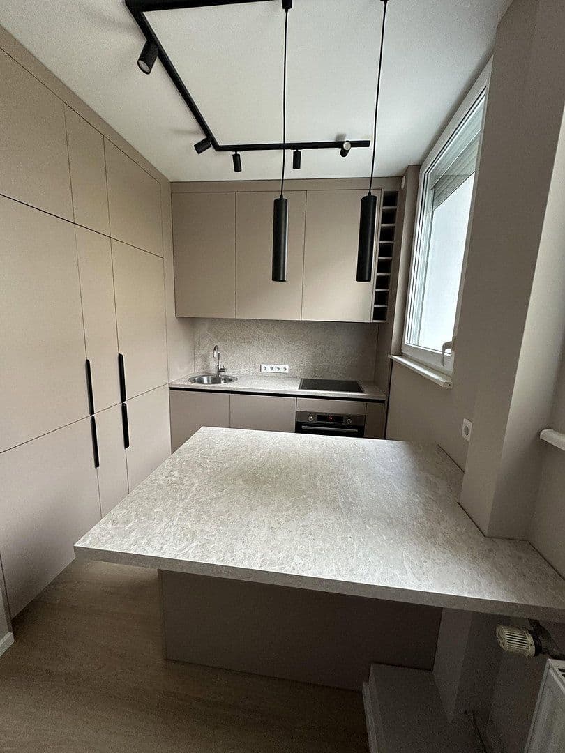 Prenájom bytu 2-izbový 50 m², Gotha-Allee 36, Berlin, Berlín Prenájom bytu 2-izbový 50 m², Gotha-Allee 36, Berlin, Berlín