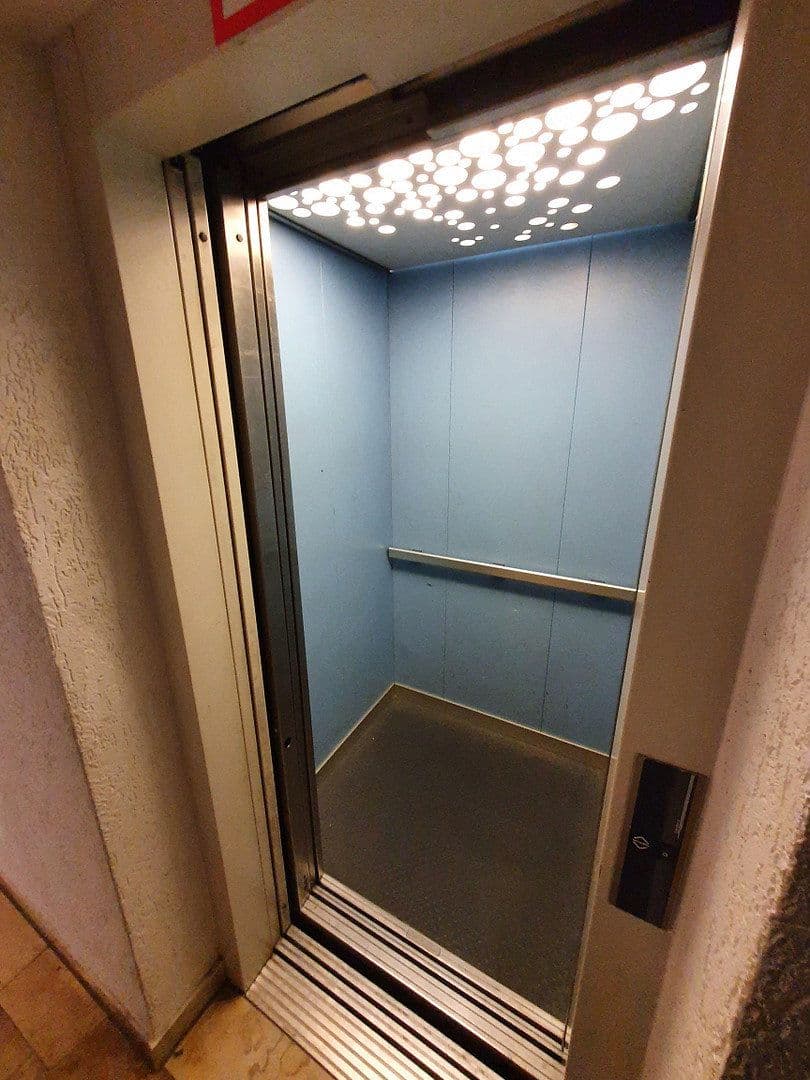 Prenájom bytu 1-izbový 39 m², Jagdstraße 13, Freising, Bavorsko Prenájom bytu 1-izbový 39 m², Jagdstraße 13, Freising, Bavorsko