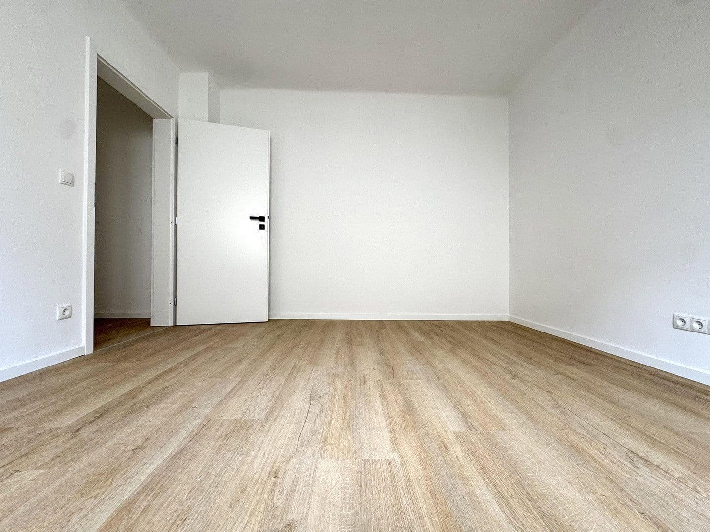 Prenájom domu 65 m², pozemek 595 m², Hohenau, Dolné Rakúsko Prenájom domu 65 m², pozemek 595 m², Hohenau, Dolné Rakúsko