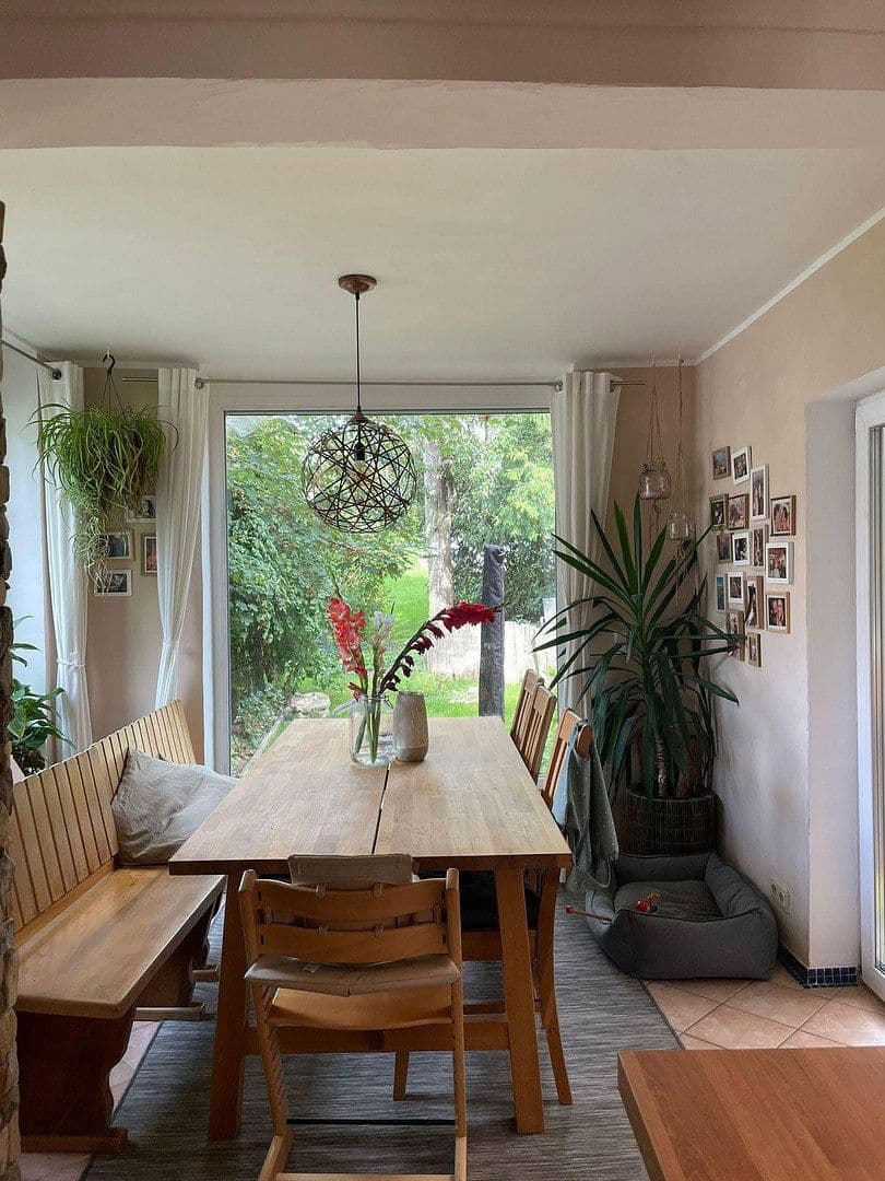 Prenájom bytu 4-izbový 98 m², Im Winkel 3, Göttingen, Dolné Sasko Prenájom bytu 4-izbový 98 m², Im Winkel 3, Göttingen, Dolné Sasko