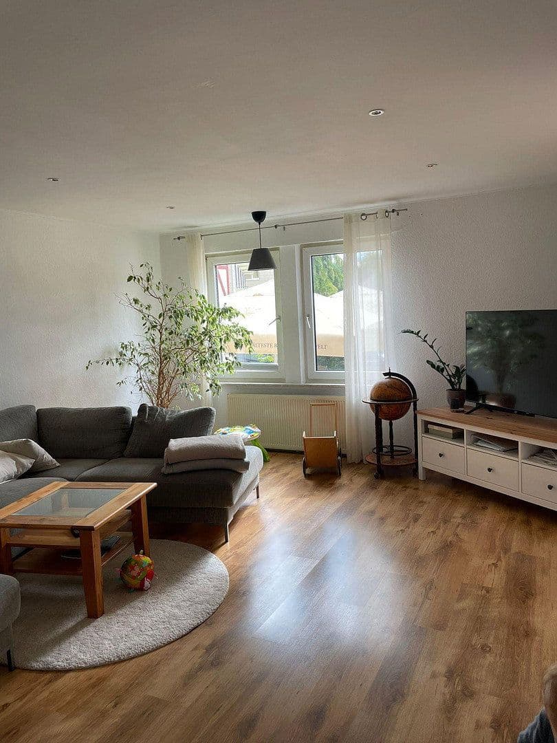 Prenájom bytu 4-izbový 98 m², Im Winkel 3, Göttingen, Dolné Sasko Prenájom bytu 4-izbový 98 m², Im Winkel 3, Göttingen, Dolné Sasko