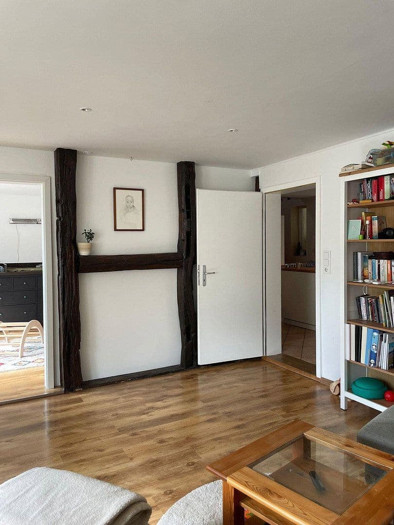 Prenájom bytu 4-izbový 98 m², Im Winkel 3, Göttingen, Dolné Sasko Prenájom bytu 4-izbový 98 m², Im Winkel 3, Göttingen, Dolné Sasko