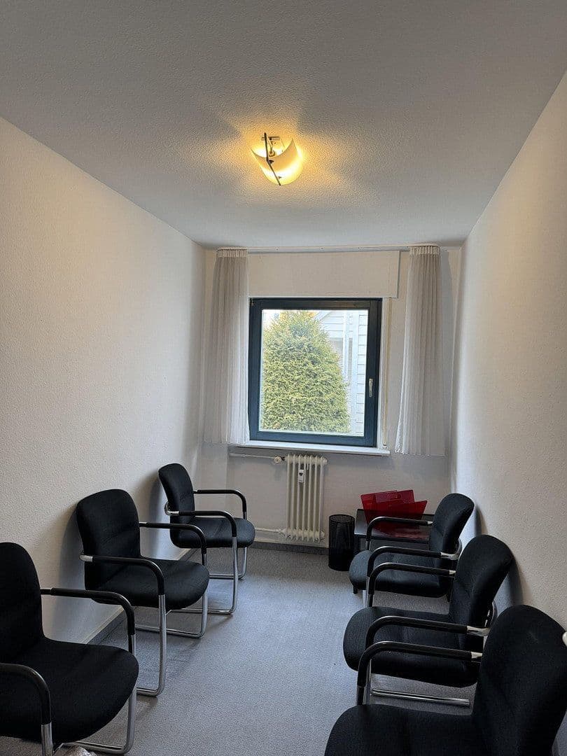 Prenájom kancelárie 114 m², Beethovenstraße, Villingen-Schwenningen, Bádensko-Wurttembersko Prenájom kancelárie 114 m², Beethovenstraße, Villingen-Schwenningen, Bádensko-Wurttembersko