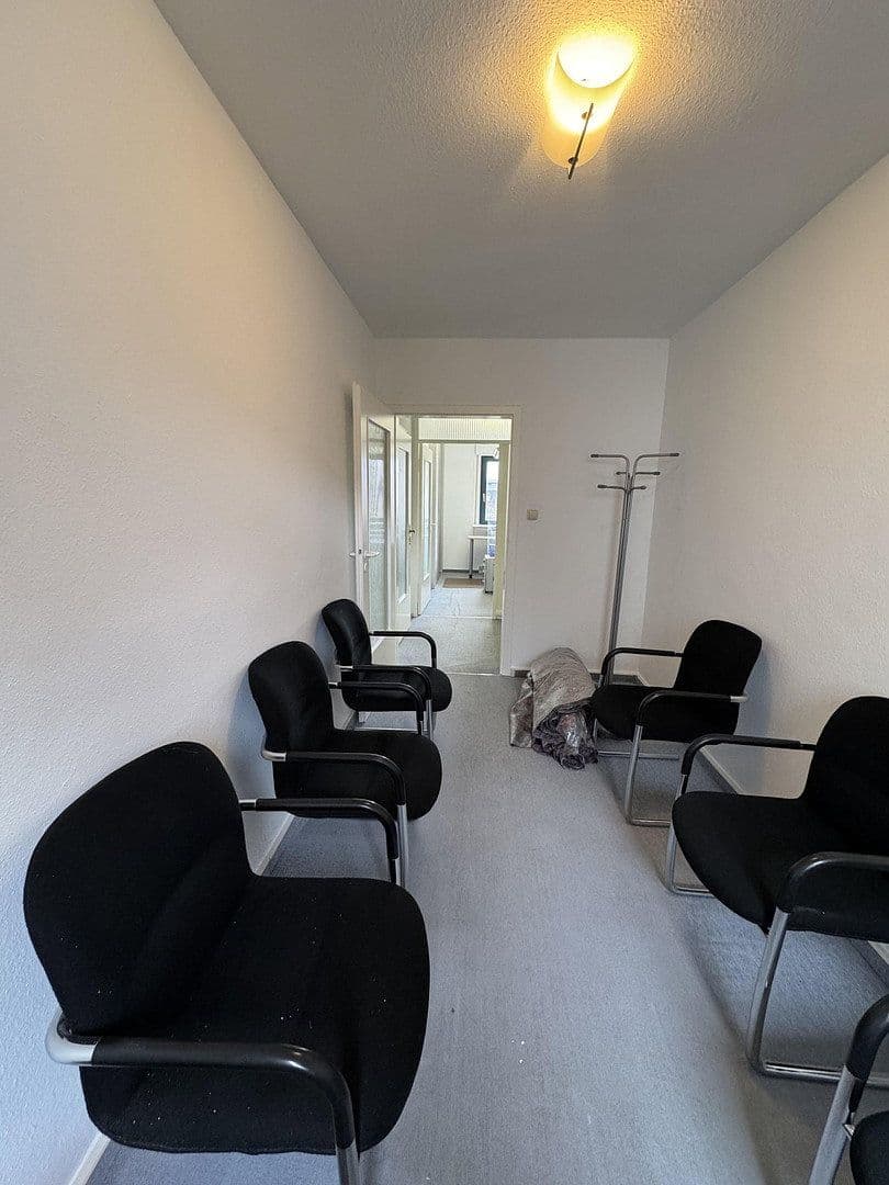 Prenájom kancelárie 114 m², Beethovenstraße, Villingen-Schwenningen, Bádensko-Wurttembersko Prenájom kancelárie 114 m², Beethovenstraße, Villingen-Schwenningen, Bádensko-Wurttembersko