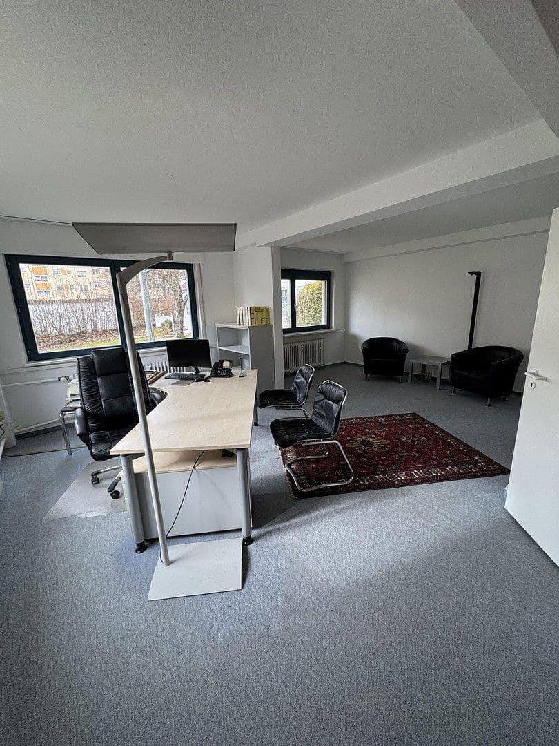 Prenájom kancelárie 114 m², Beethovenstraße, Villingen-Schwenningen, Bádensko-Wurttembersko Prenájom kancelárie 114 m², Beethovenstraße, Villingen-Schwenningen, Bádensko-Wurttembersko