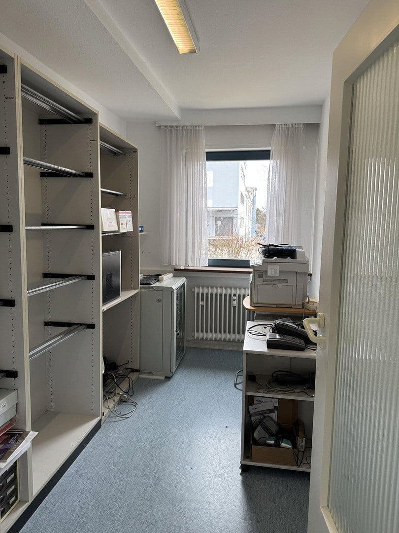 Prenájom kancelárie 114 m², Beethovenstraße, Villingen-Schwenningen, Bádensko-Wurttembersko Prenájom kancelárie 114 m², Beethovenstraße, Villingen-Schwenningen, Bádensko-Wurttembersko