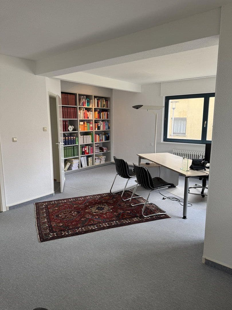 Prenájom kancelárie 114 m², Beethovenstraße, Villingen-Schwenningen, Bádensko-Wurttembersko Prenájom kancelárie 114 m², Beethovenstraße, Villingen-Schwenningen, Bádensko-Wurttembersko