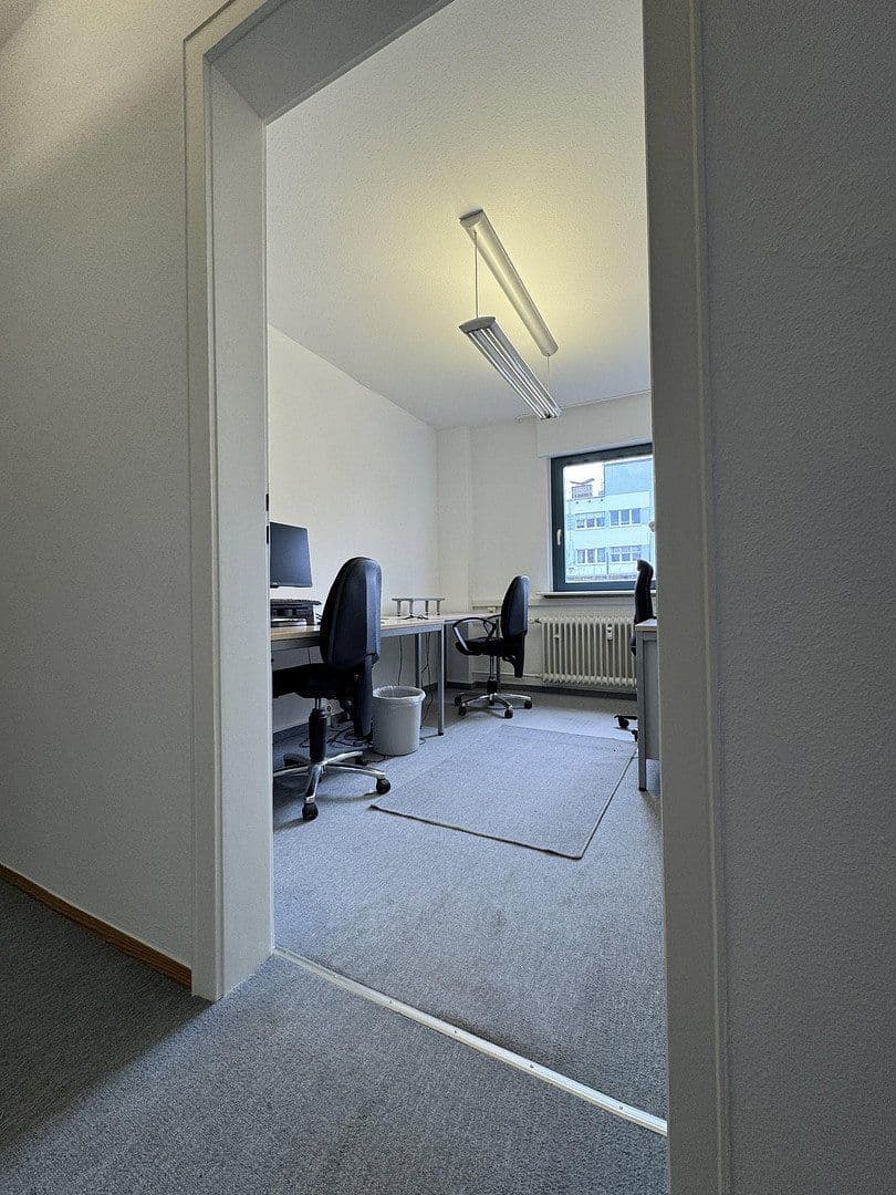 Prenájom kancelárie 114 m², Beethovenstraße, Villingen-Schwenningen, Bádensko-Wurttembersko Prenájom kancelárie 114 m², Beethovenstraße, Villingen-Schwenningen, Bádensko-Wurttembersko