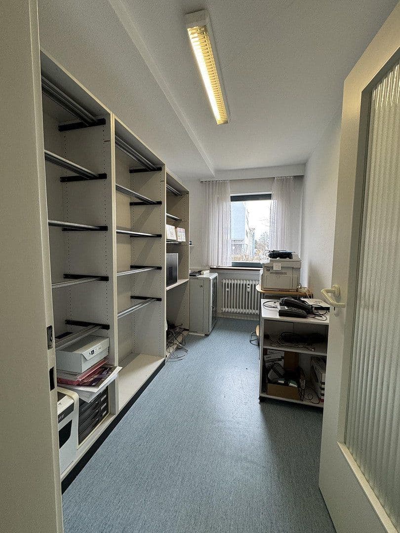 Prenájom kancelárie 114 m², Beethovenstraße, Villingen-Schwenningen, Bádensko-Wurttembersko Prenájom kancelárie 114 m², Beethovenstraße, Villingen-Schwenningen, Bádensko-Wurttembersko