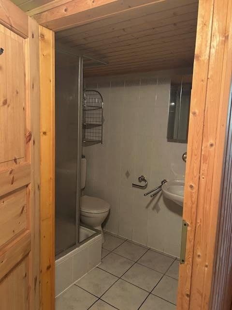 Prenájom bytu 2-izbový 70 m², Friedenstraße 22A, Wiesbaden, Hesensko Prenájom bytu 2-izbový 70 m², Friedenstraße 22A, Wiesbaden, Hesensko