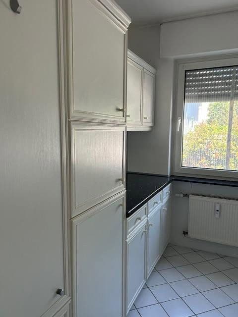 Prenájom bytu 2-izbový 70 m², Friedenstraße 22A, Wiesbaden, Hesensko Prenájom bytu 2-izbový 70 m², Friedenstraße 22A, Wiesbaden, Hesensko