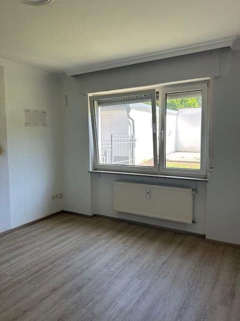 Prenájom bytu 2-izbový 70 m², Friedenstraße 22A, Wiesbaden, Hesensko Prenájom bytu 2-izbový 70 m², Friedenstraße 22A, Wiesbaden, Hesensko
