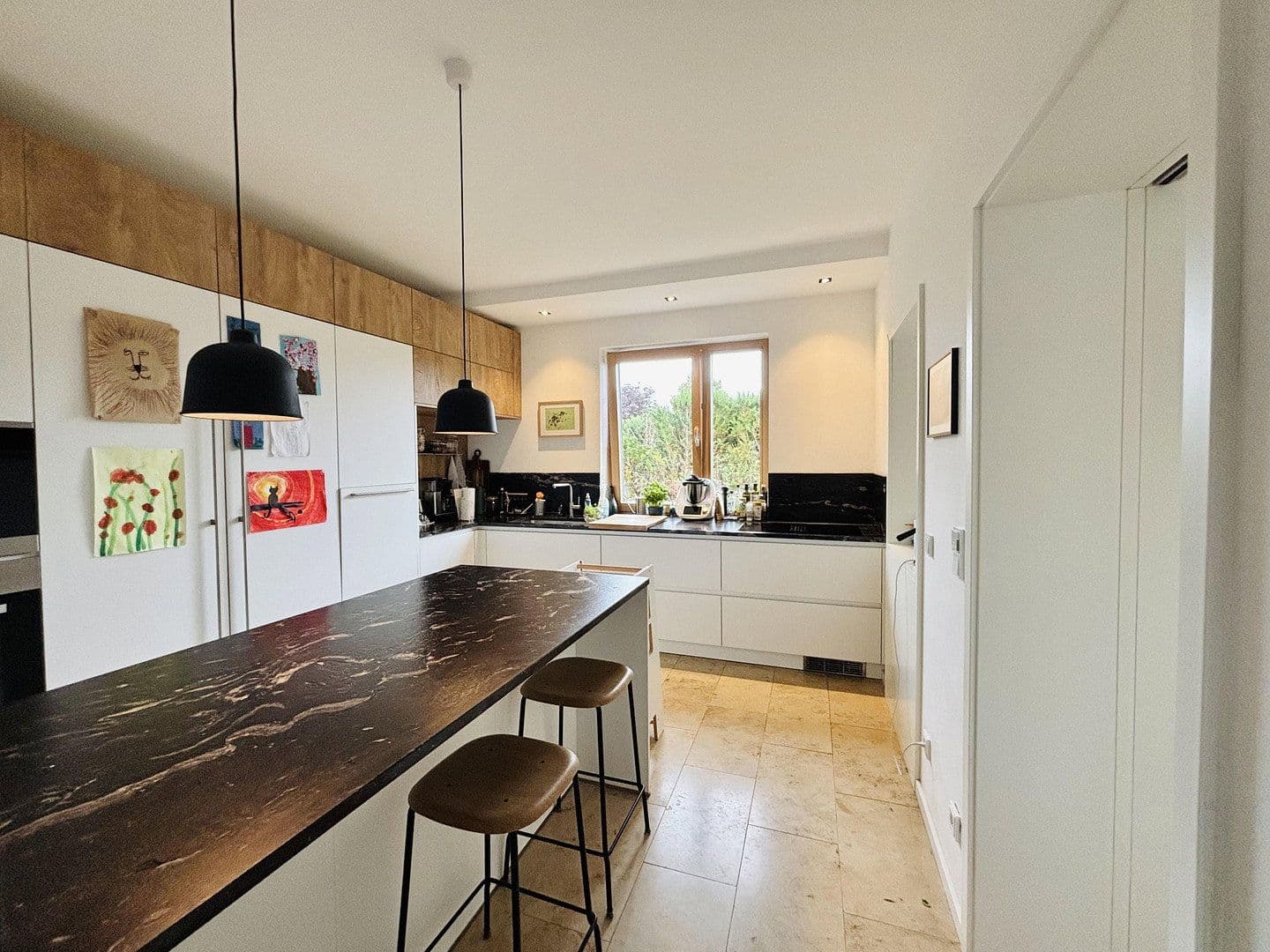 Predaj domu 250 m², pozemek 852 m², Berlin, Berlín Predaj domu 250 m², pozemek 852 m², Berlin, Berlín