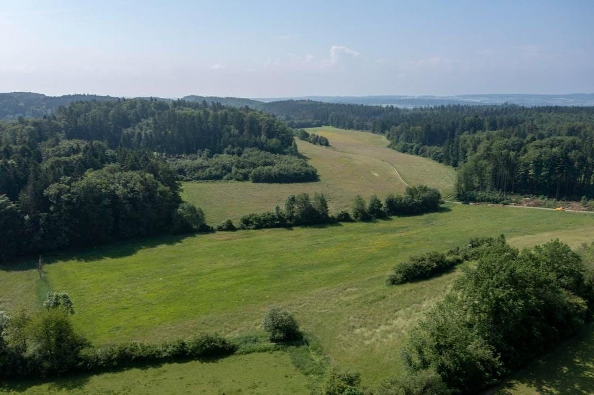 Predaj pozemku 820.000 m², Salem, Bádensko-Wurttembersko Predaj pozemku 820.000 m², Salem, Bádensko-Wurttembersko